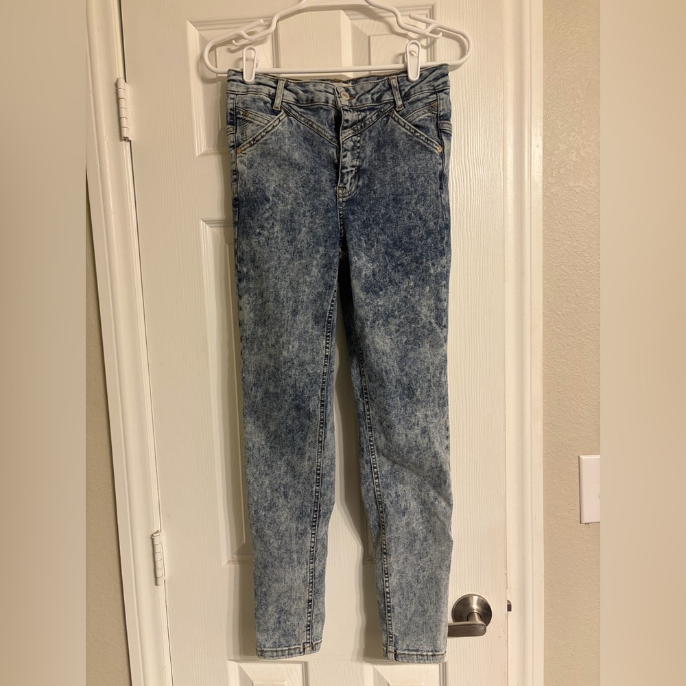 Women's Blue Acid Wash Jeans